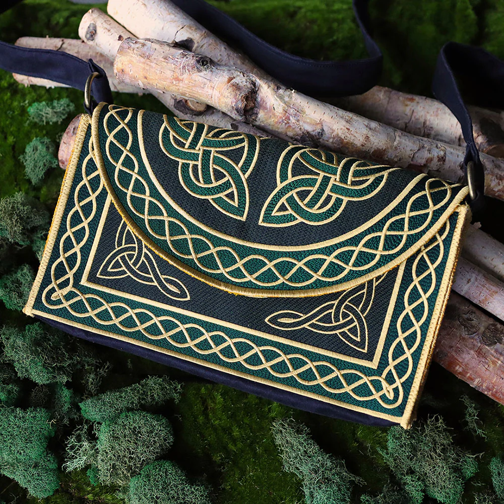 Celtic Knotwork 3D Purse (In-the-Hoop) - Image 12