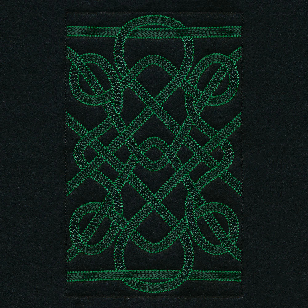 Celtic Knotwork Table Runner Set - Image 15