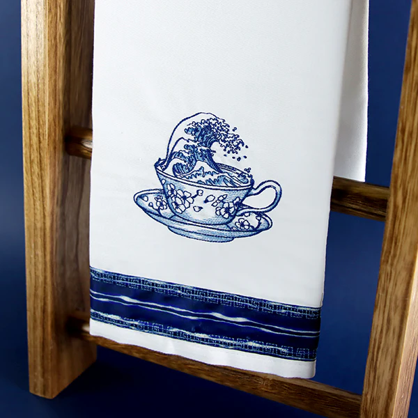 Delft Blue Stormy Waves Teacup - Image 10