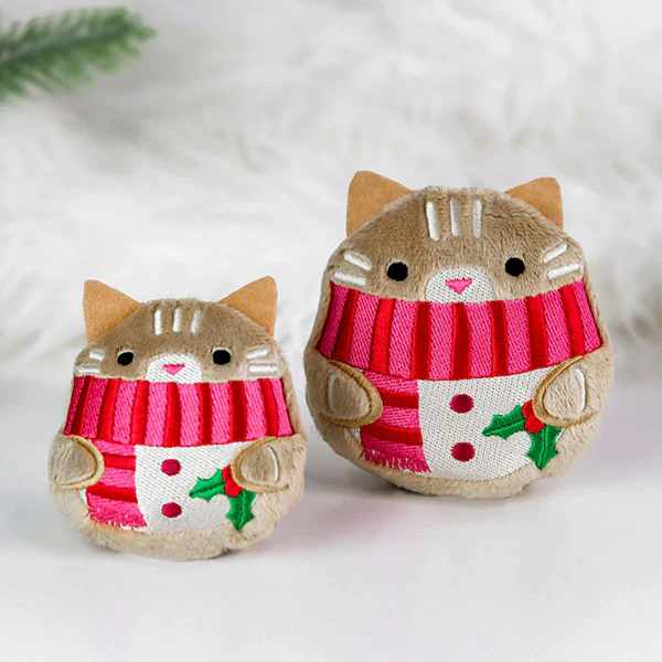 Fluffy & Festive Cat (In-the-Hoop) - Image 2