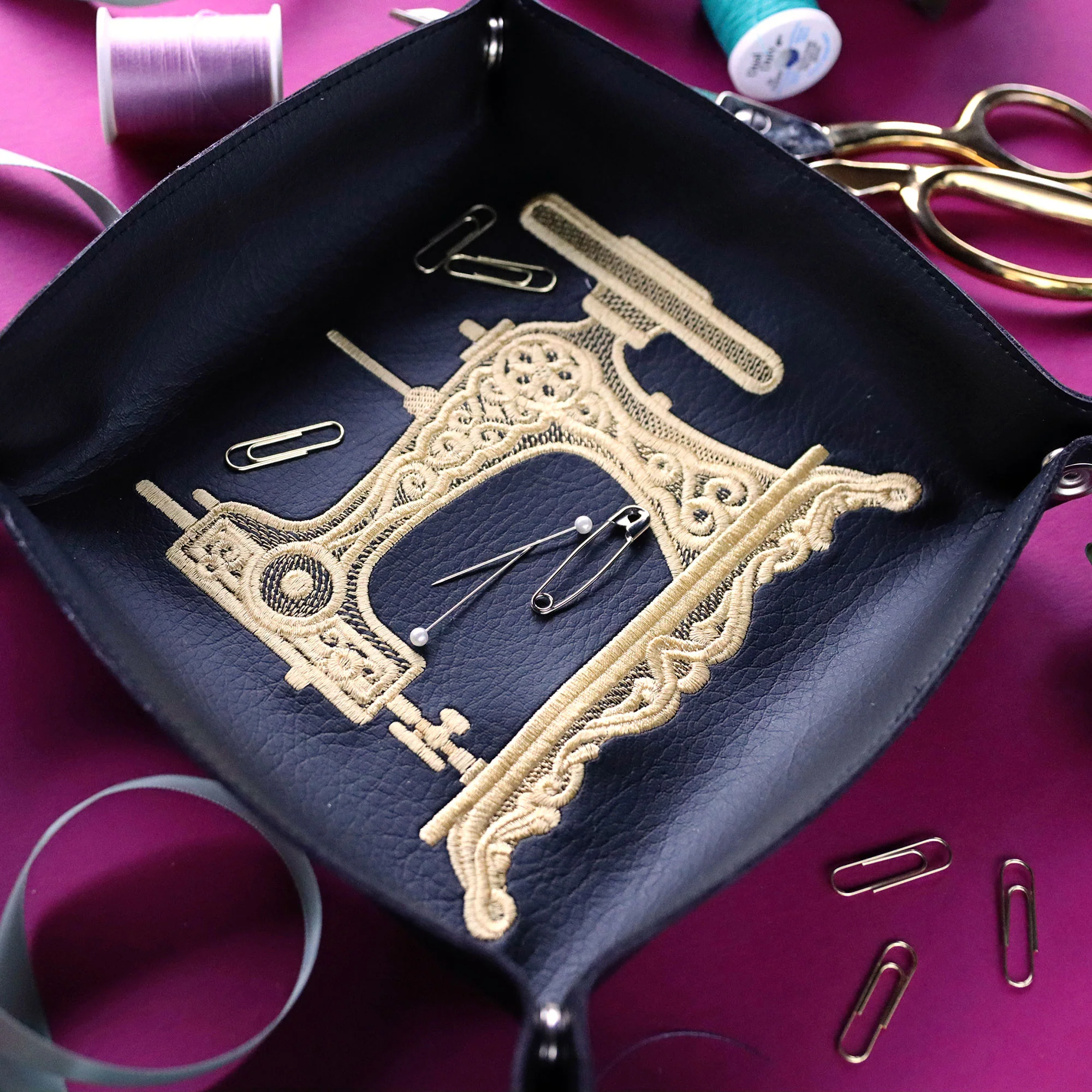 Gilded Sewing Machine - Image 9
