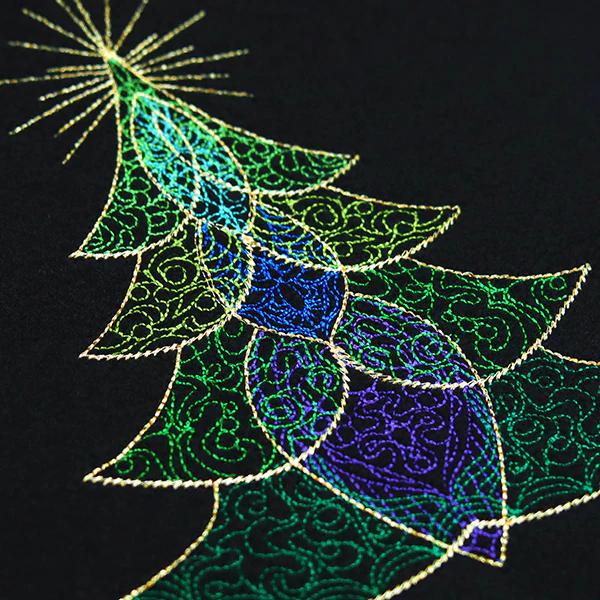 Glimmering Christmas Tree - Image 4