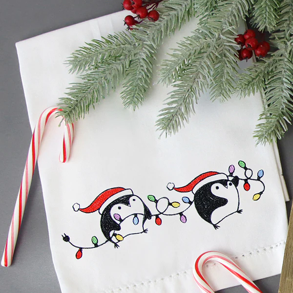 Lit Christmas Penguin Border - Image 6