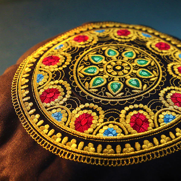 Luxurious Medallion - Image 2