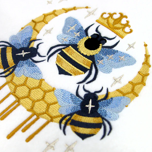 Queen Beehive - Image 8