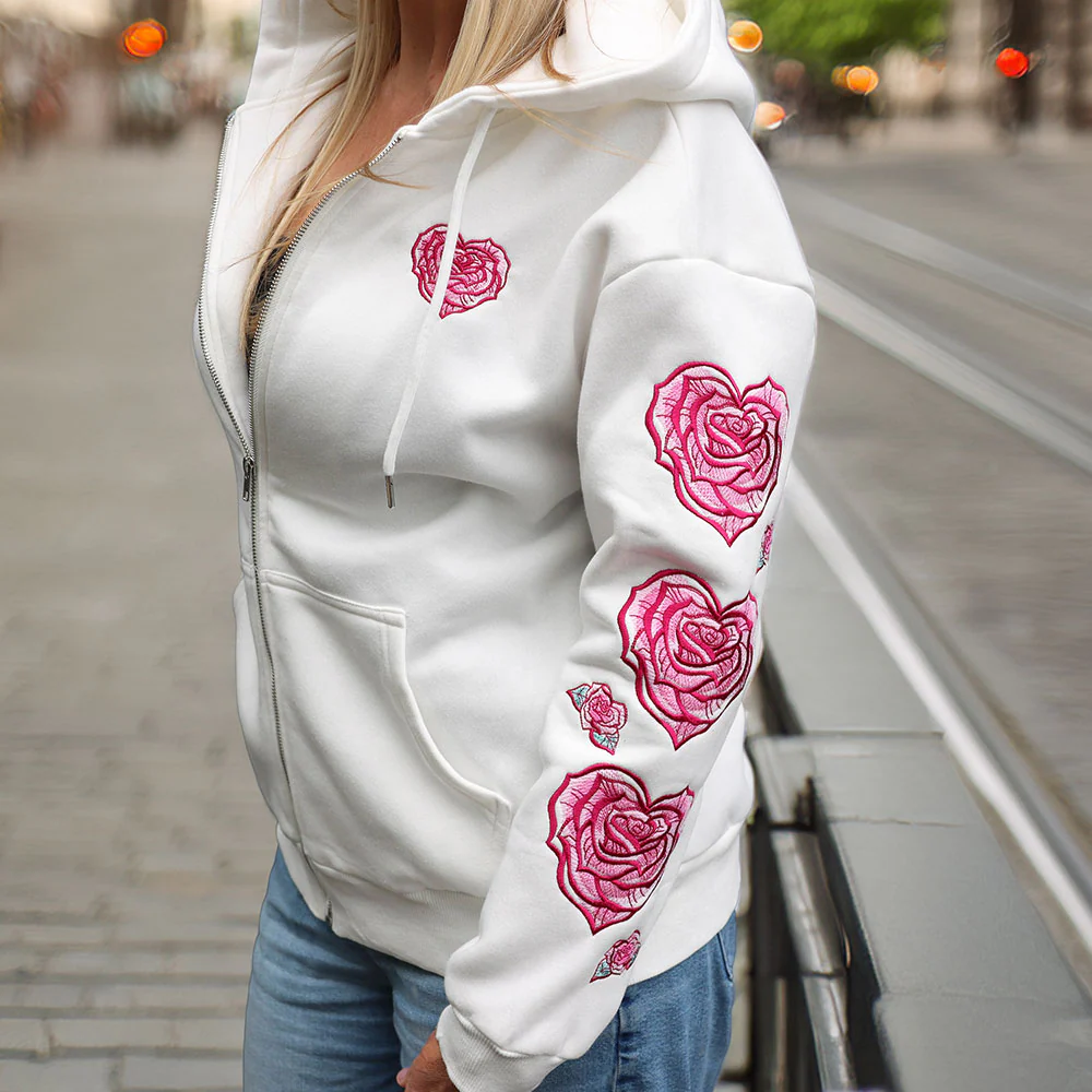 Queen of Hearts Rose - Image 2