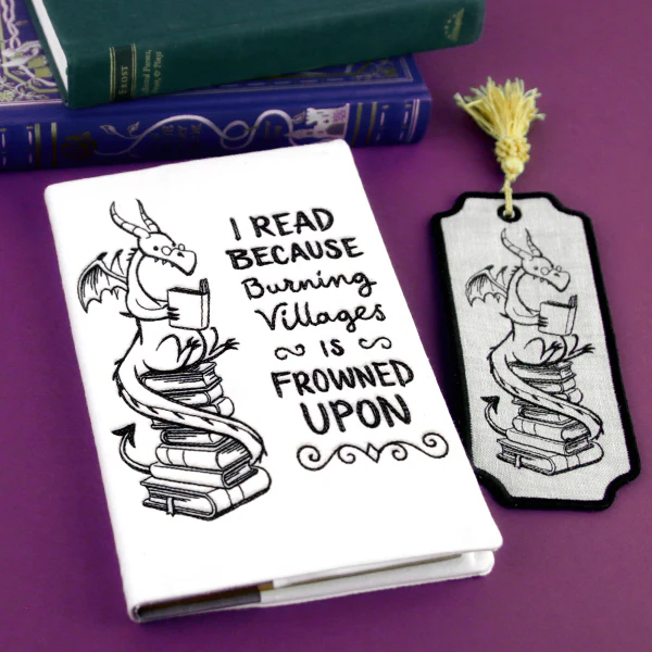Reading Book Stack Dragon - Image 6